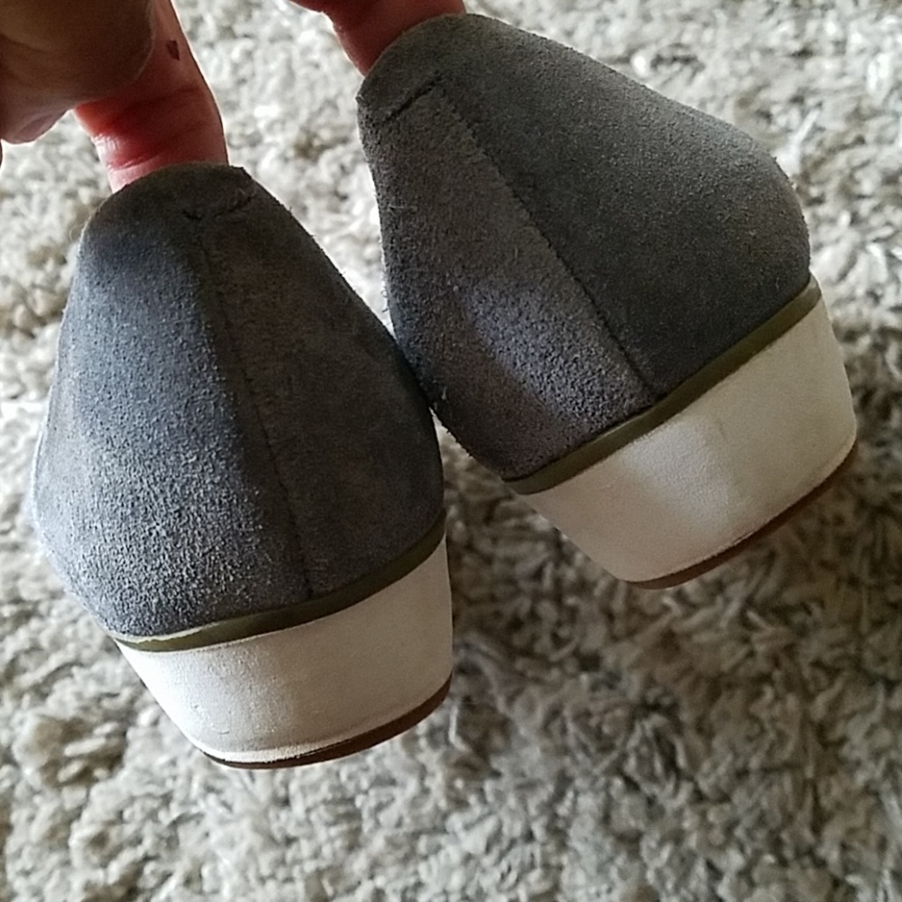 Clark Shoes - Picture 4 of 7